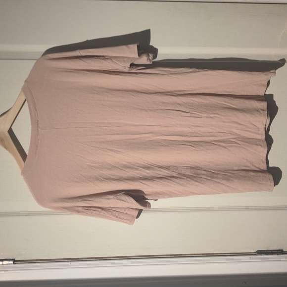 Forever 21 - long T shirt - Picture 3 of 3